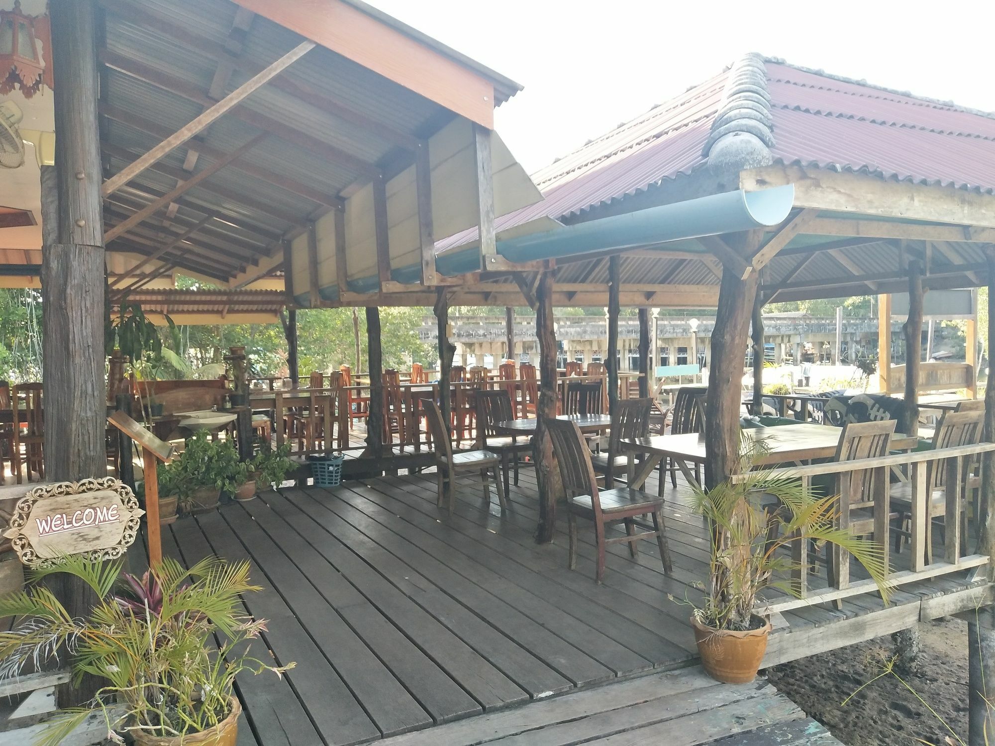 Markhouse Bungalow Ko Kut Exterior foto